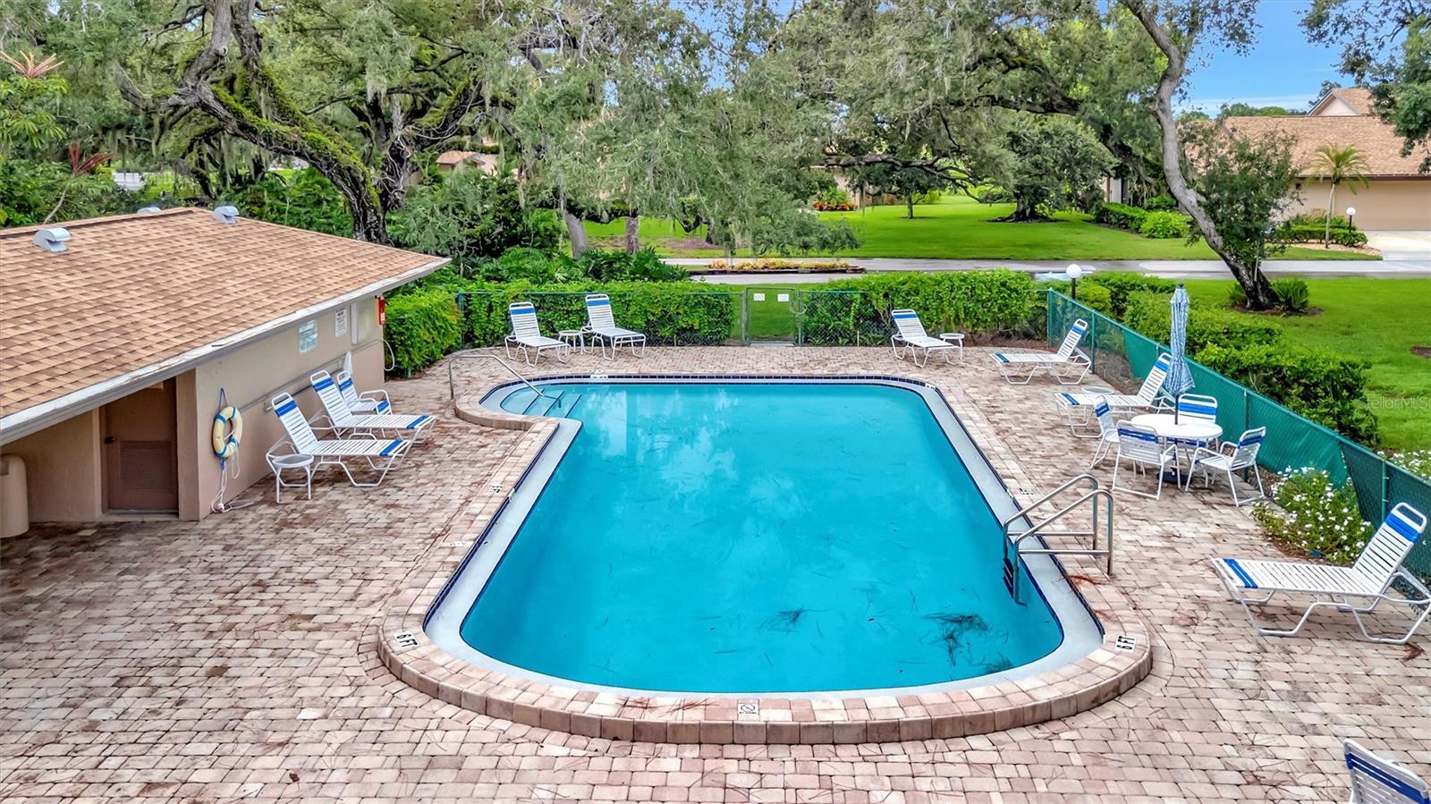 HAMMOCKS - Residential