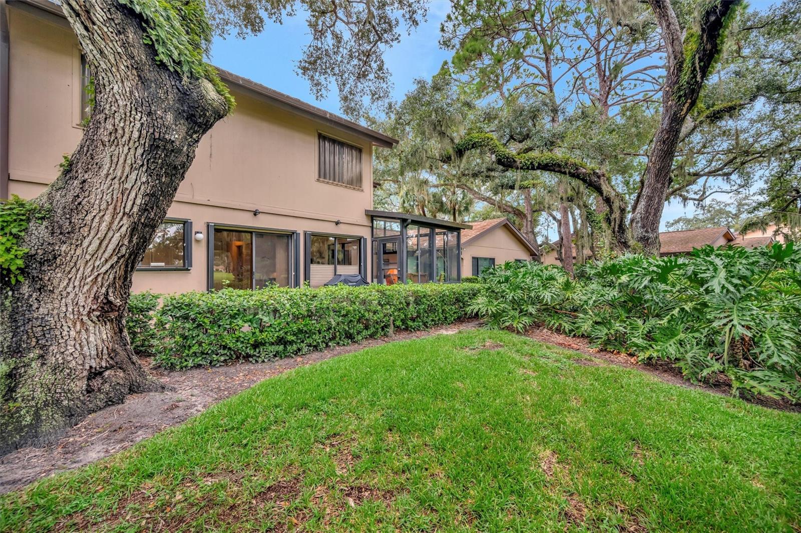 HAMMOCKS - Residential