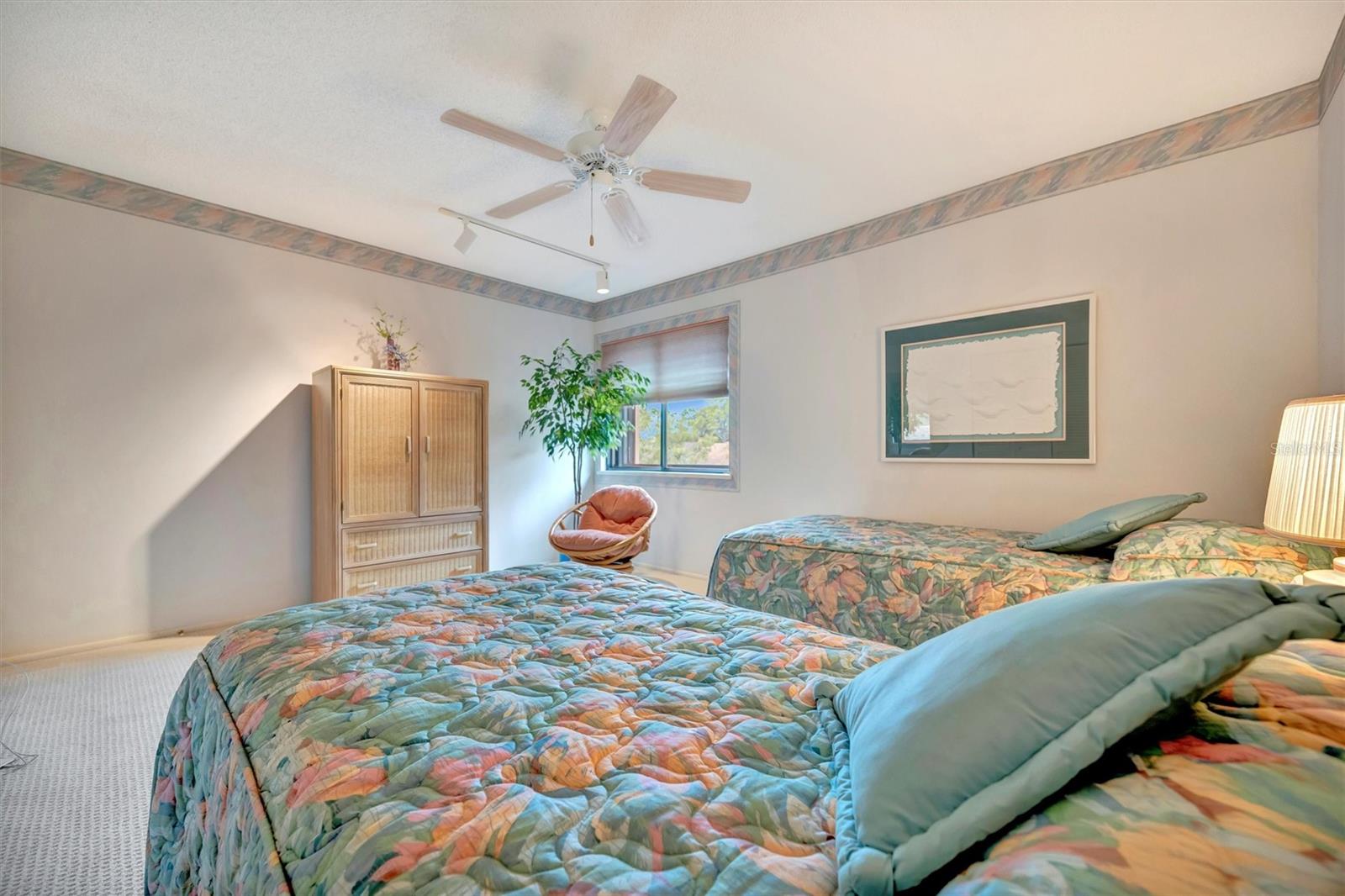 HAMMOCKS - Residential