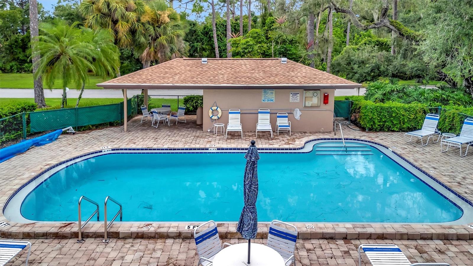 HAMMOCKS - Residential