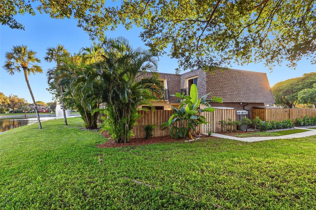 Photo of 2905 SW 22nd Circle #40A, Delray Beach, FL 33445 (MLS # O6355328)