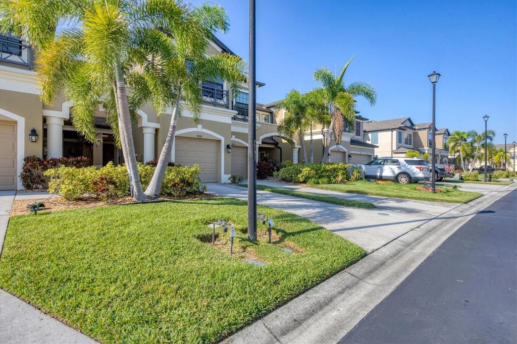 Photo of 7826 52nd Terrace E, Bradenton, FL 34203 (MLS # A4663773)