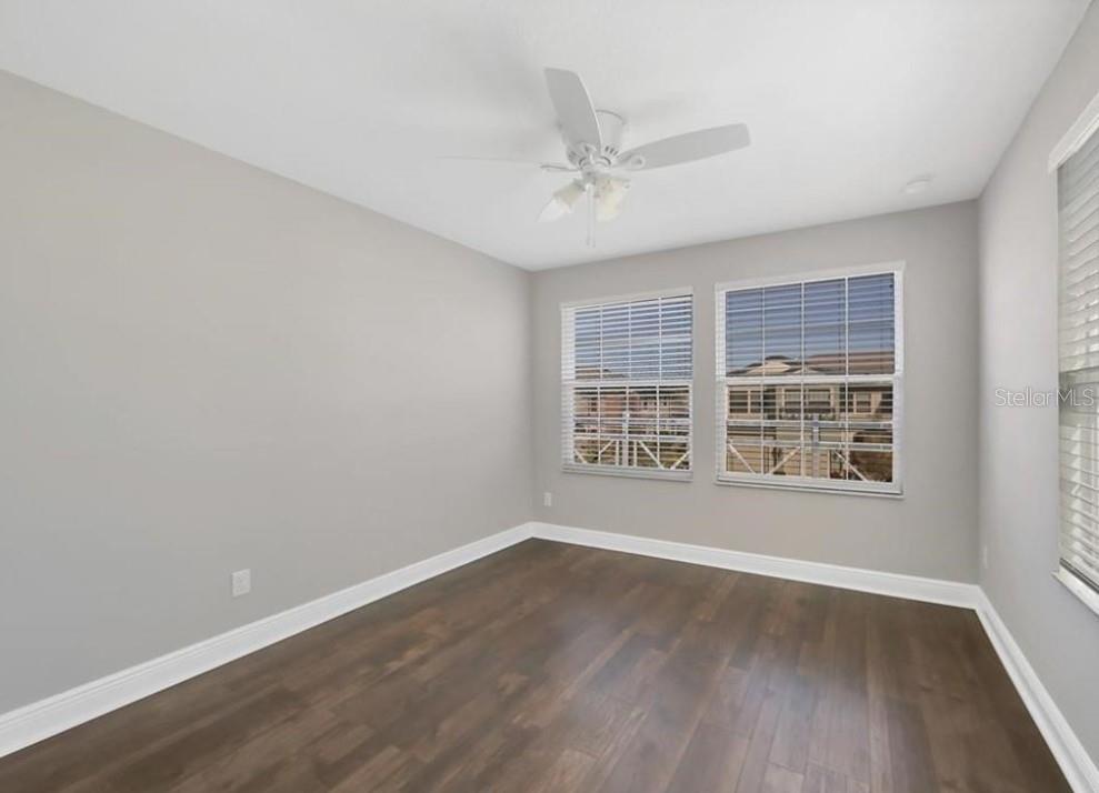 CREEKWOOD TWNHMS - Residential Lease