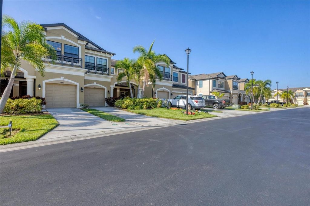 Photo of 7826 52nd Terrace E, Bradenton, FL 34203 (MLS # A4663773)