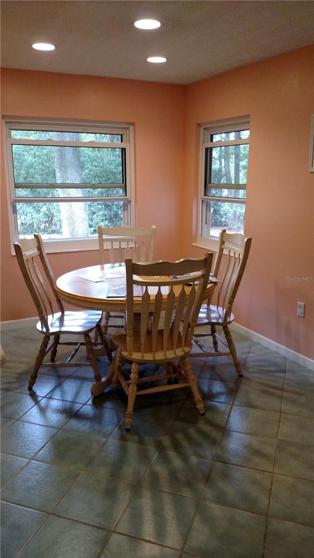 Photo of 9230 NW 9th Avenue, Gainesville, FL 32606 (MLS # GC532594)