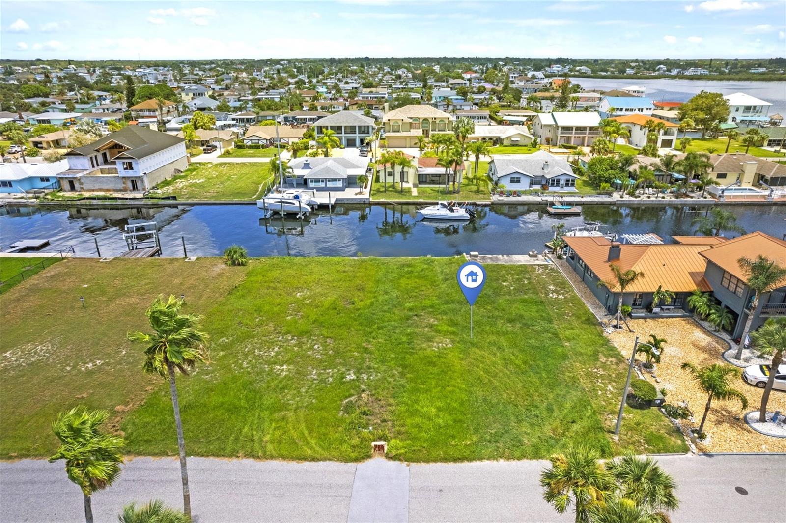 5832 BEVERLY DRIVE