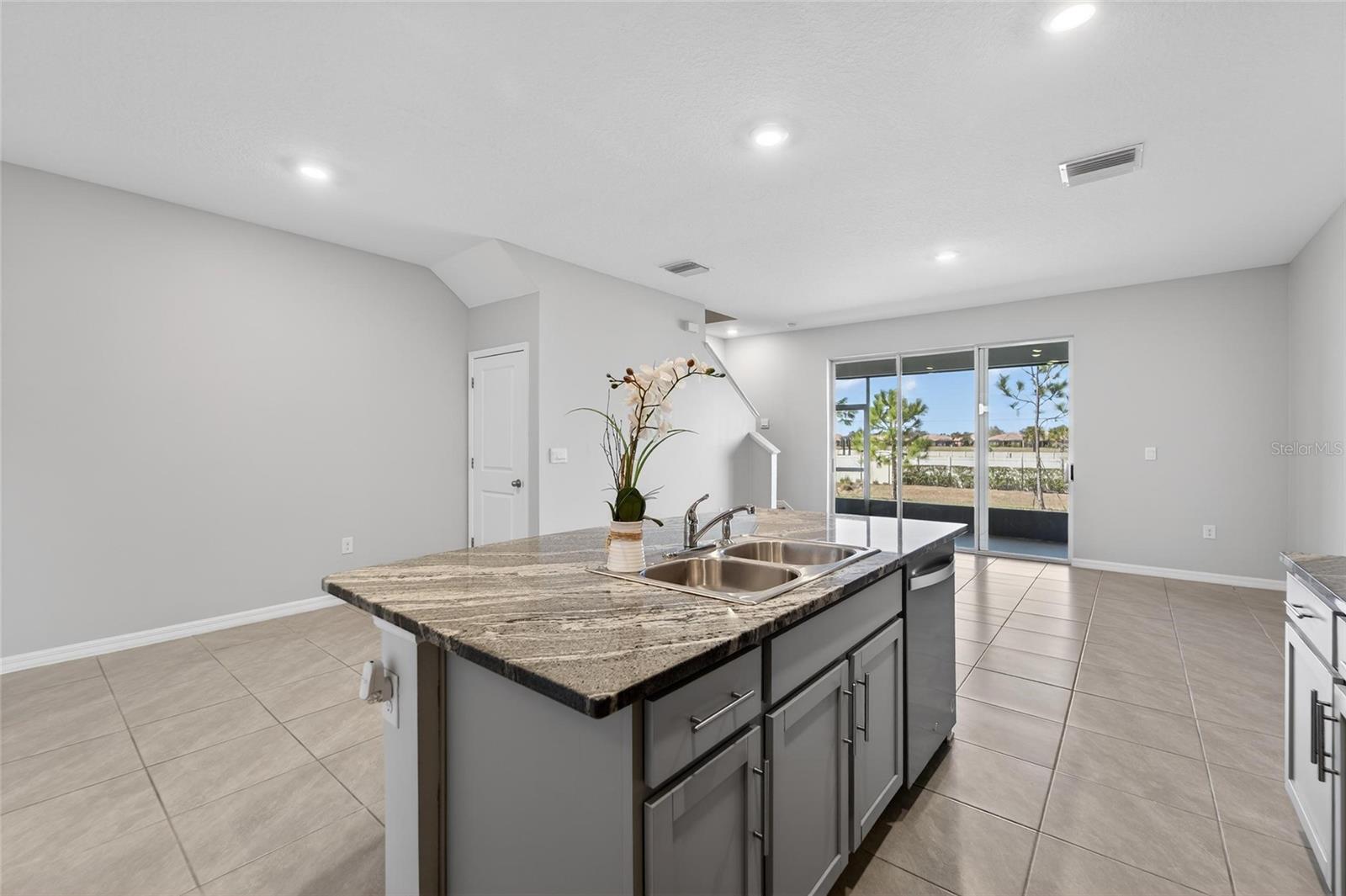 MANGROVE POINT PH 1 - Residential