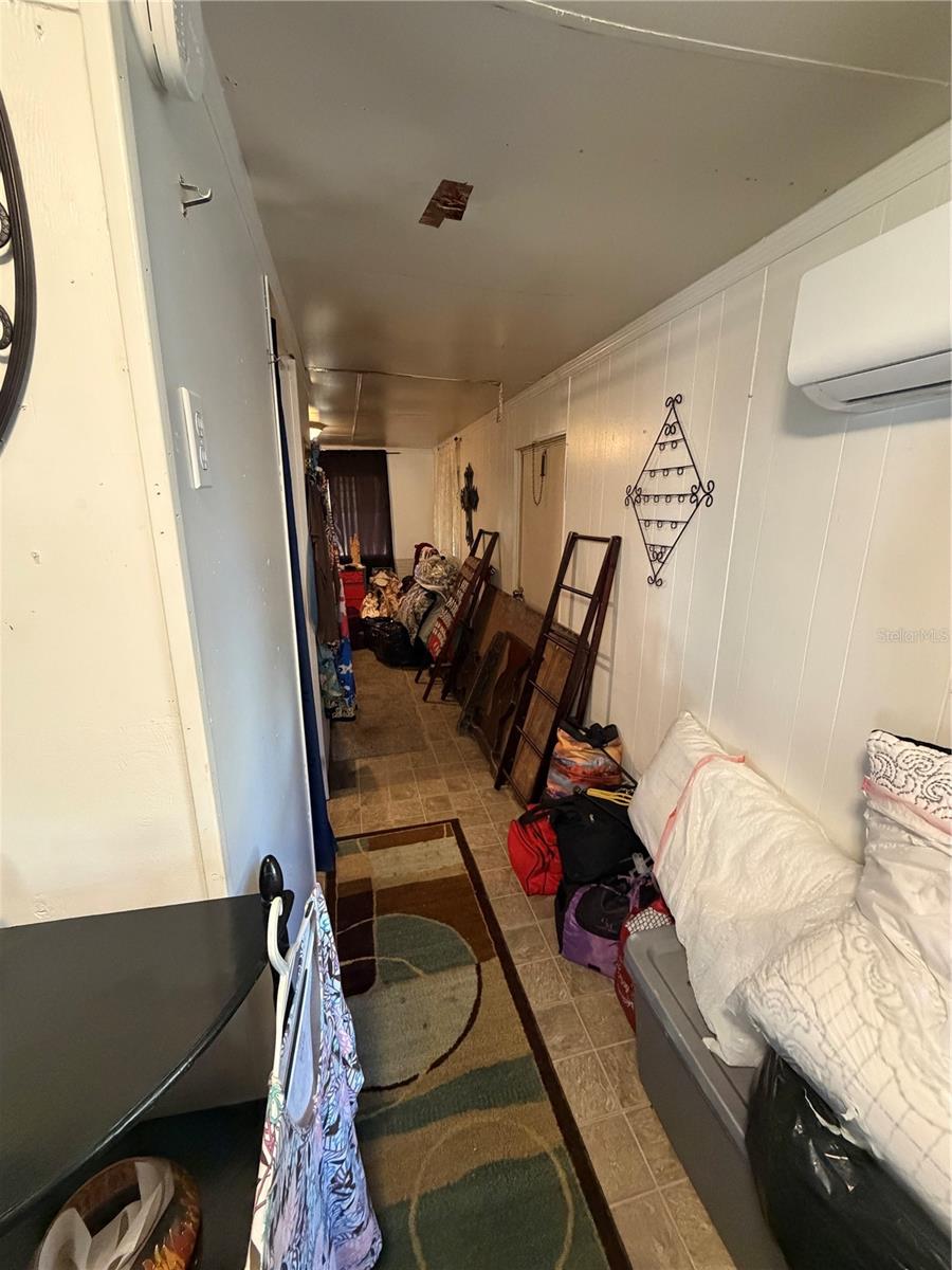 MOON LAKE ESTATES - Residential