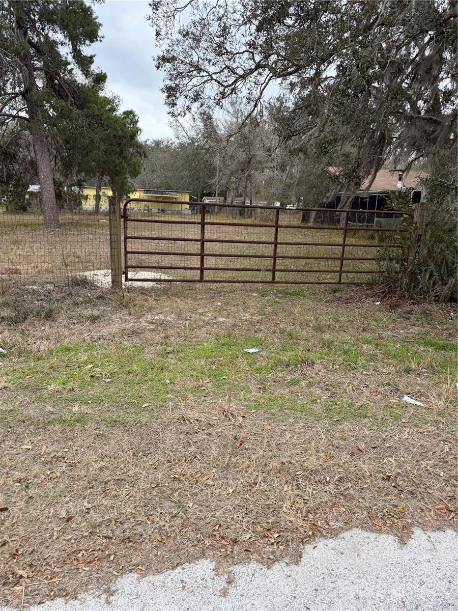 MOON LAKE ESTATES - Residential