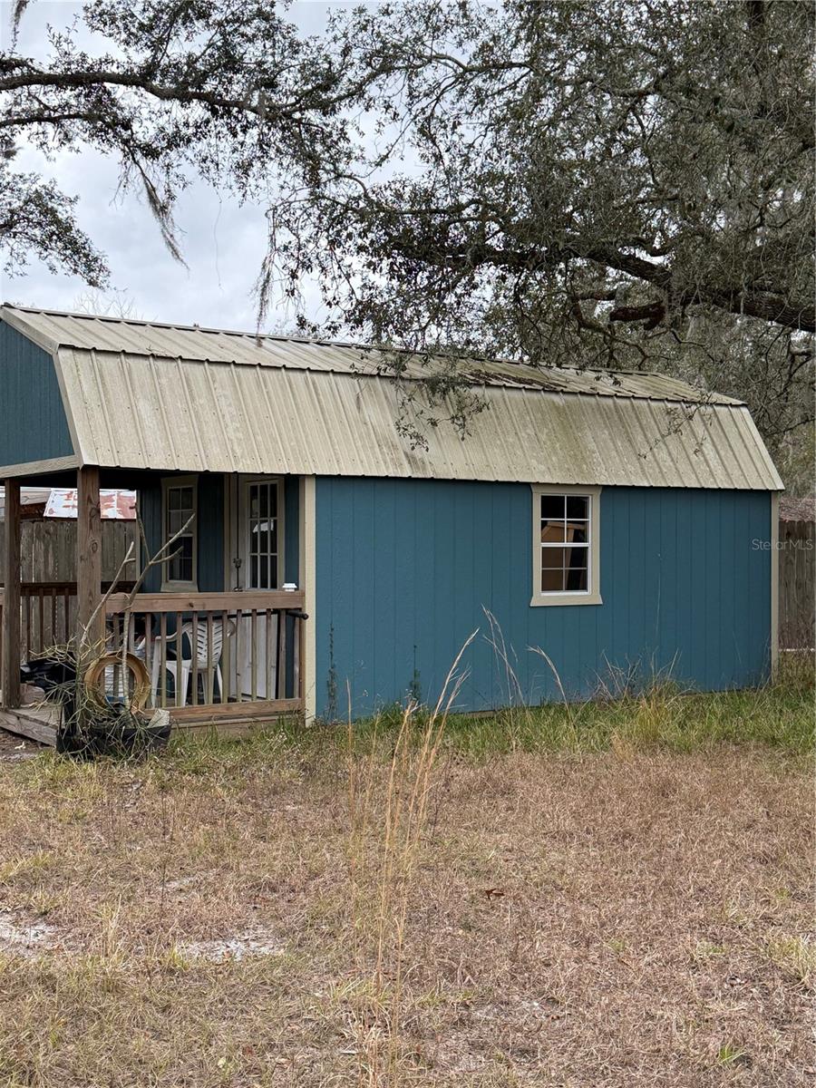 MOON LAKE ESTATES - Residential