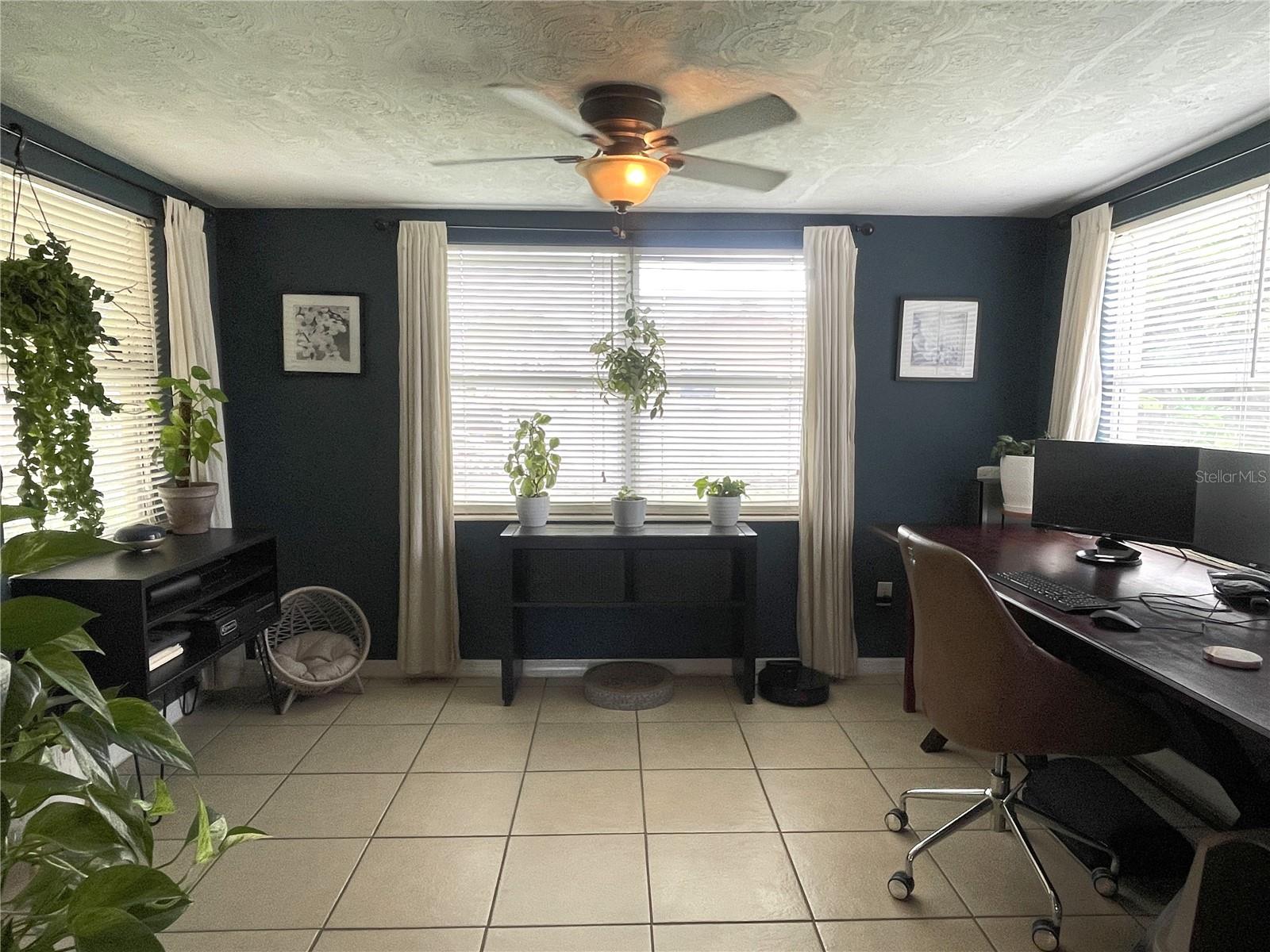 3811 ELMWOOD DRIVE