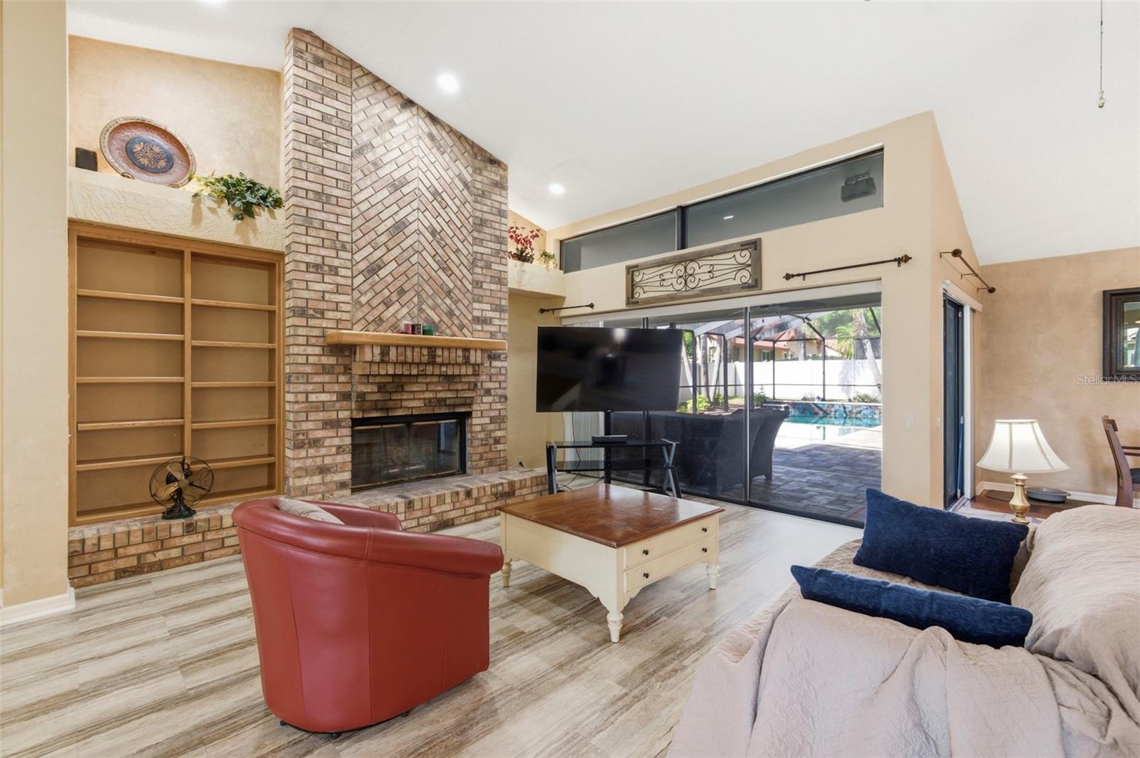 COUNTRYPARK - Residential