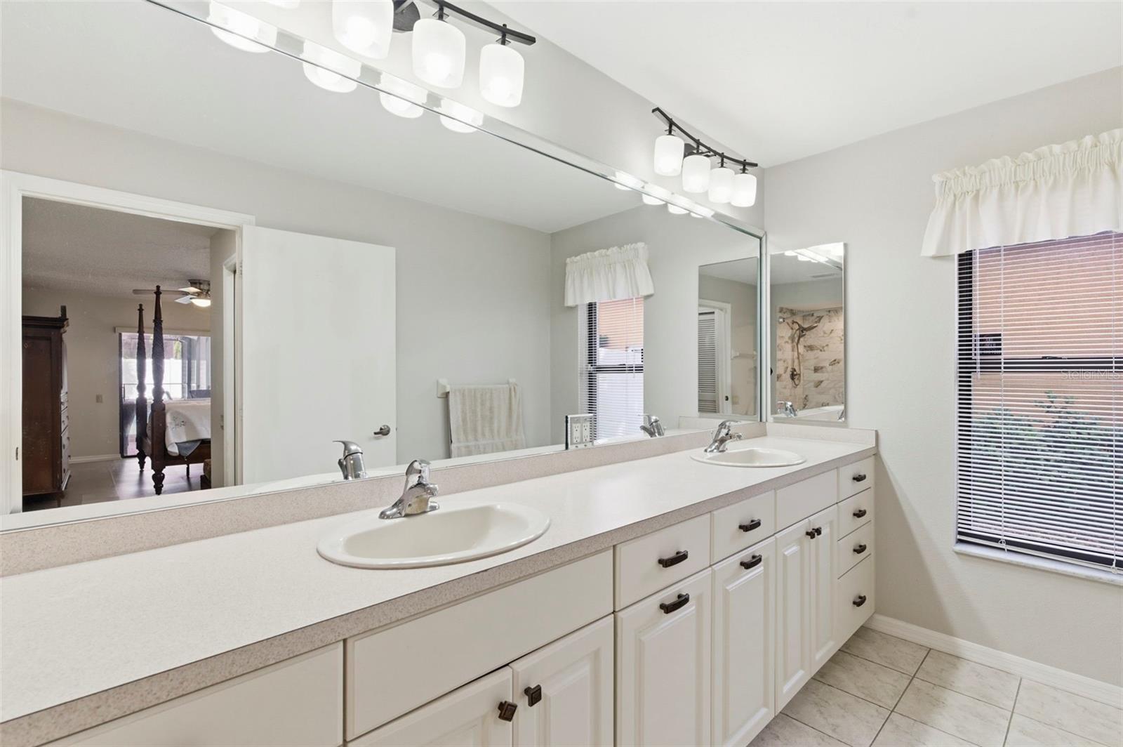 COUNTRYPARK - Residential