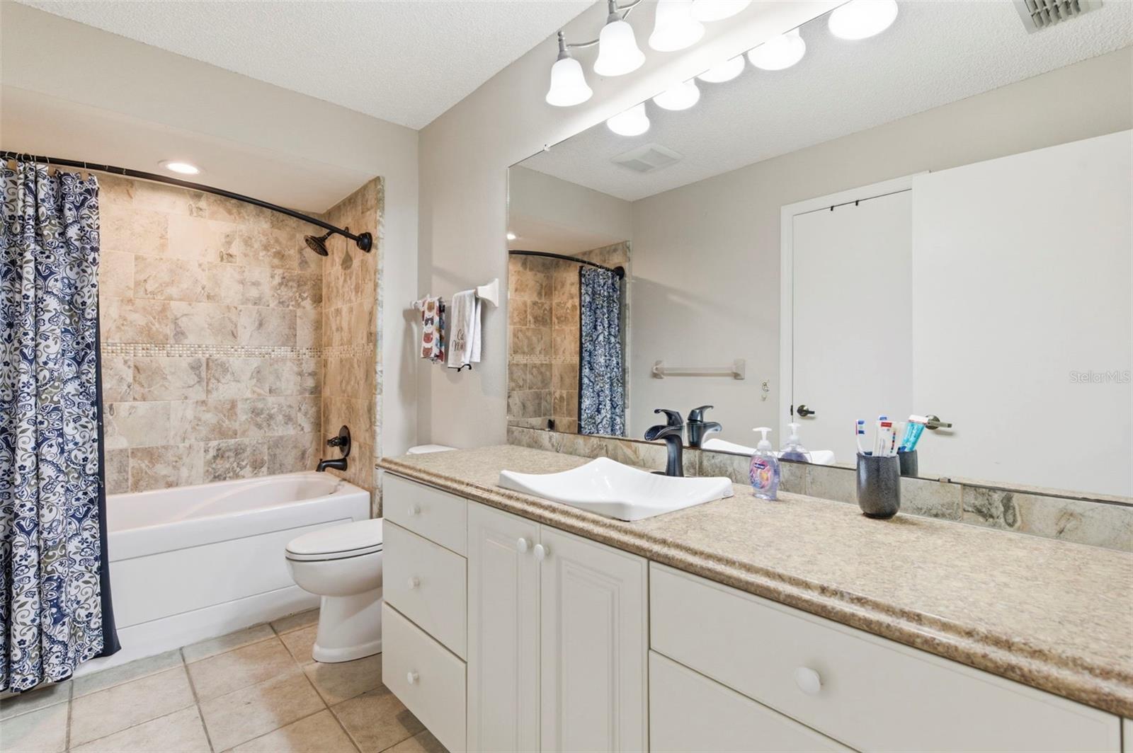 COUNTRYPARK - Residential