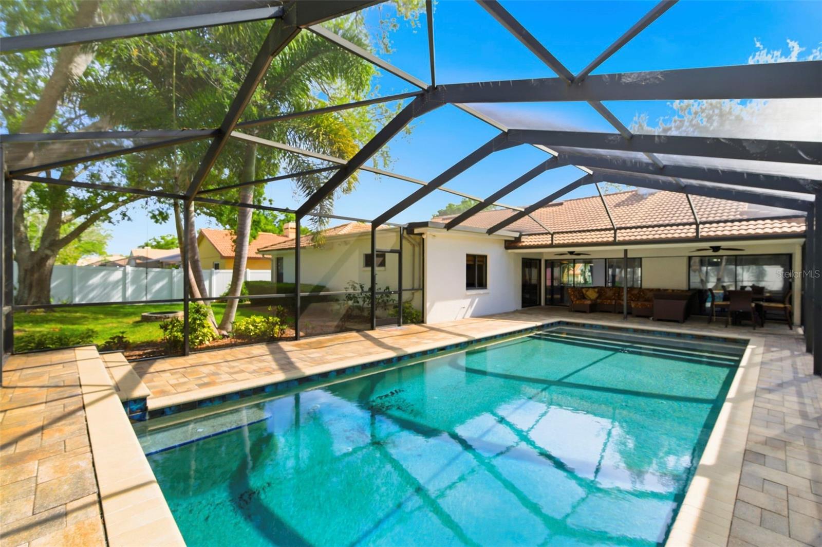 COUNTRYPARK - Residential