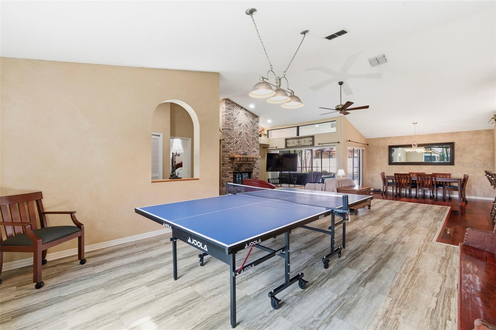 COUNTRYPARK - Residential