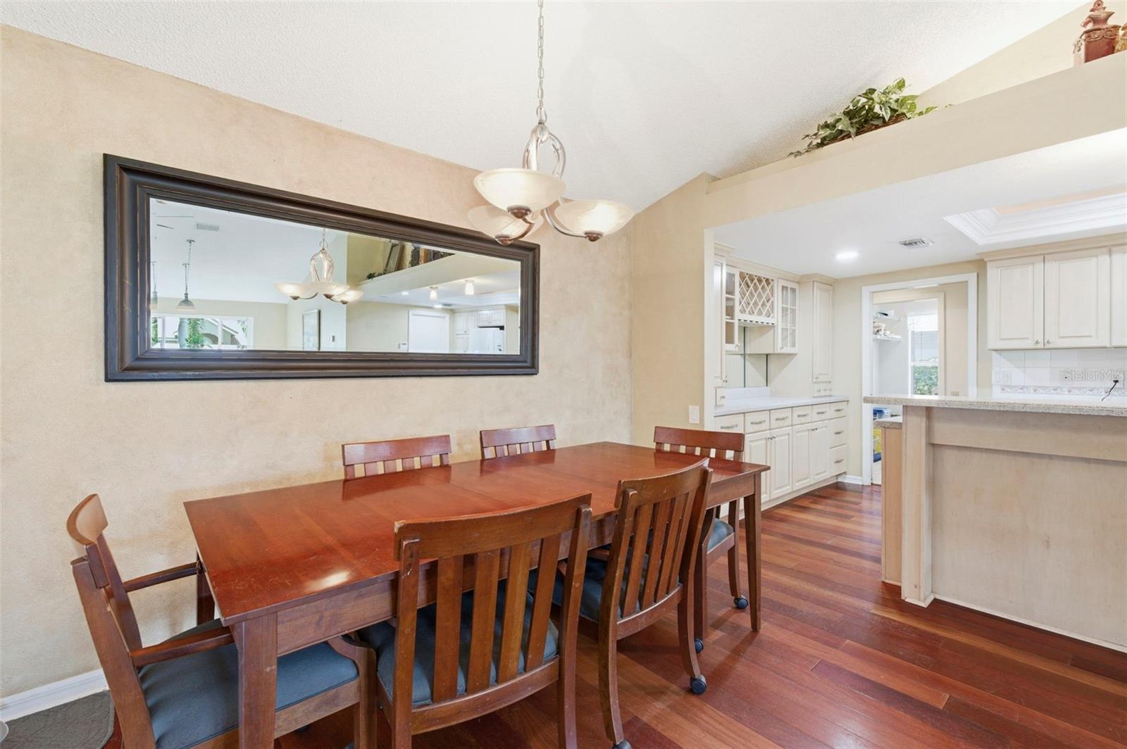 COUNTRYPARK - Residential