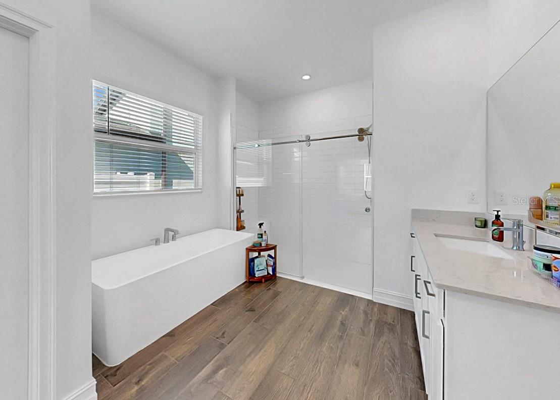 TRIPLE CRK VILLAGE R - Residential