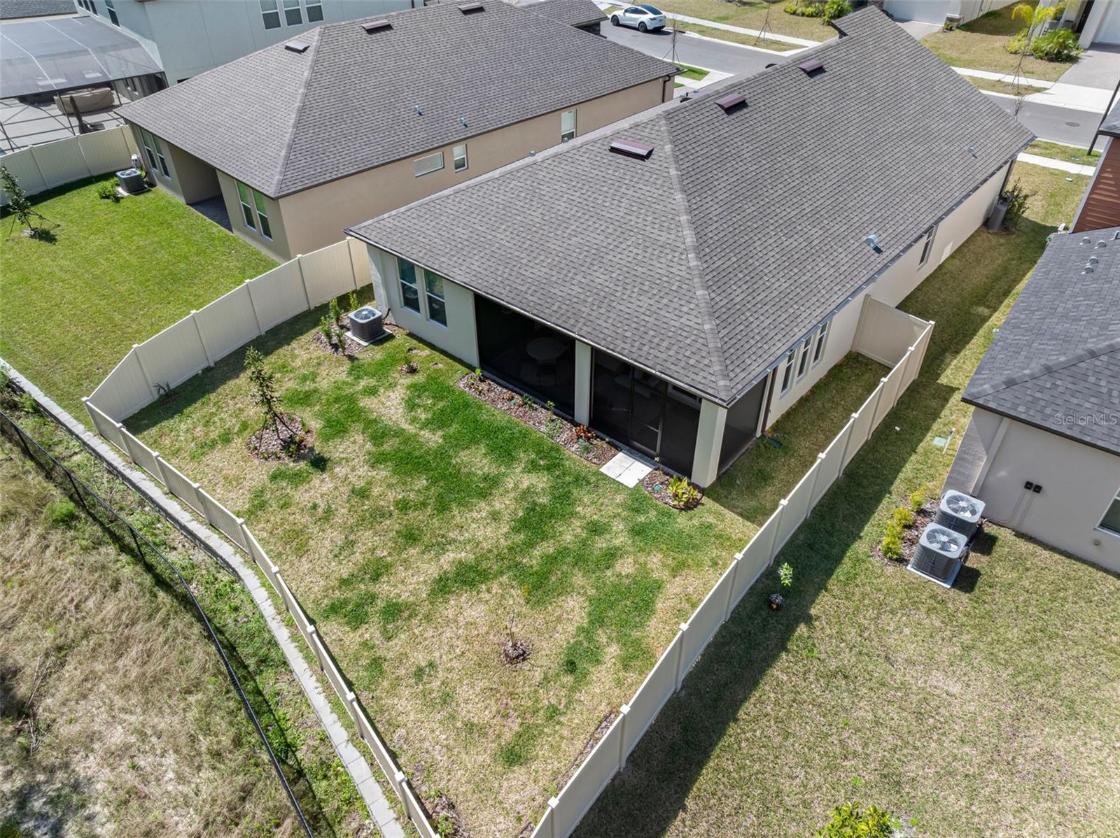 LAKE PEARL - Residential