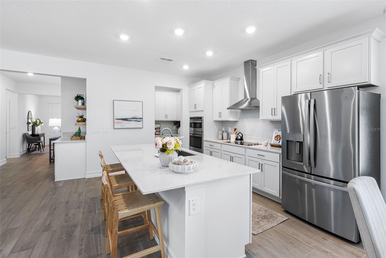 LAKE PEARL - Residential