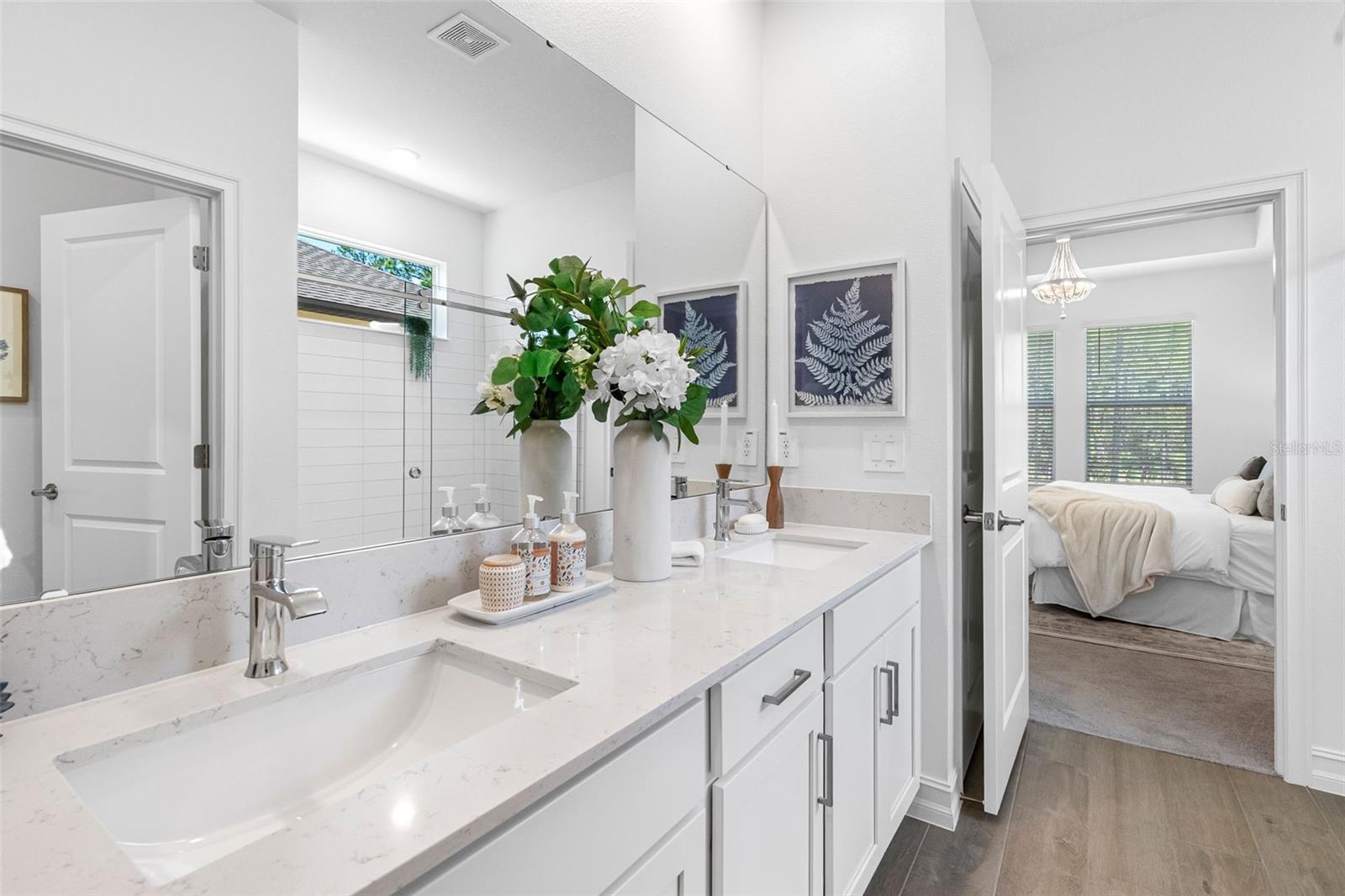 LAKE PEARL - Residential