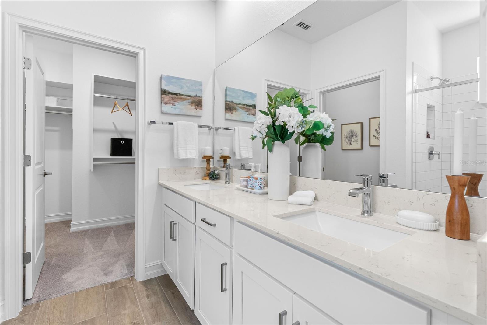 LAKE PEARL - Residential