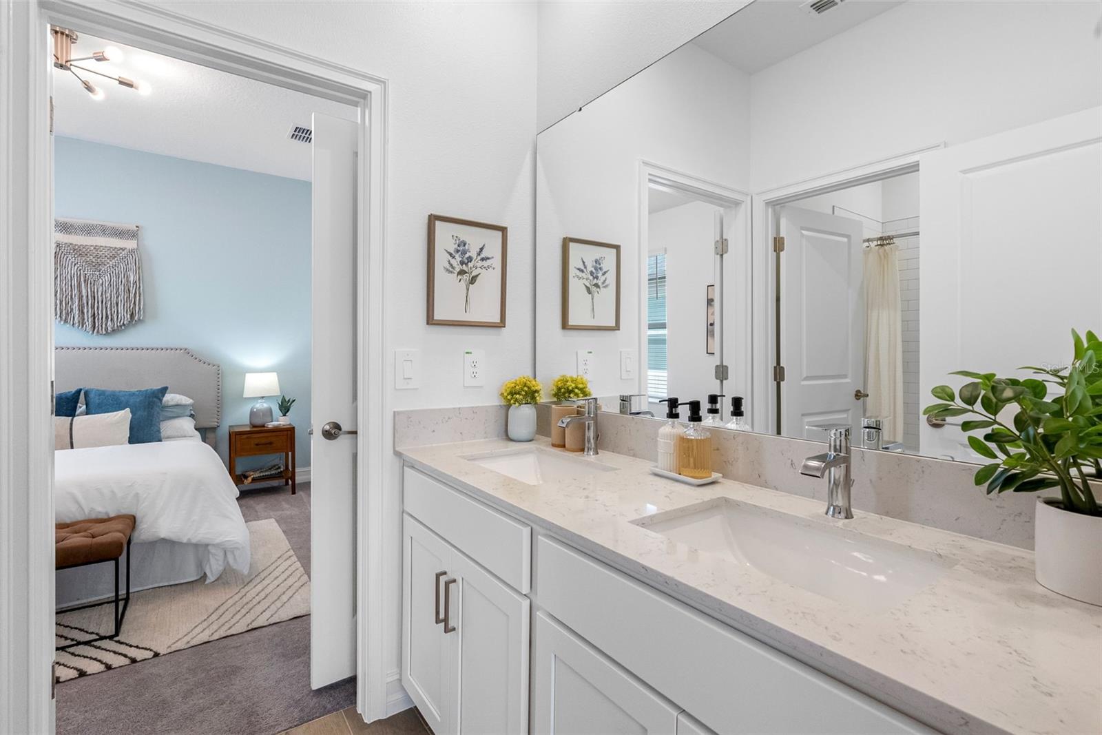 LAKE PEARL - Residential