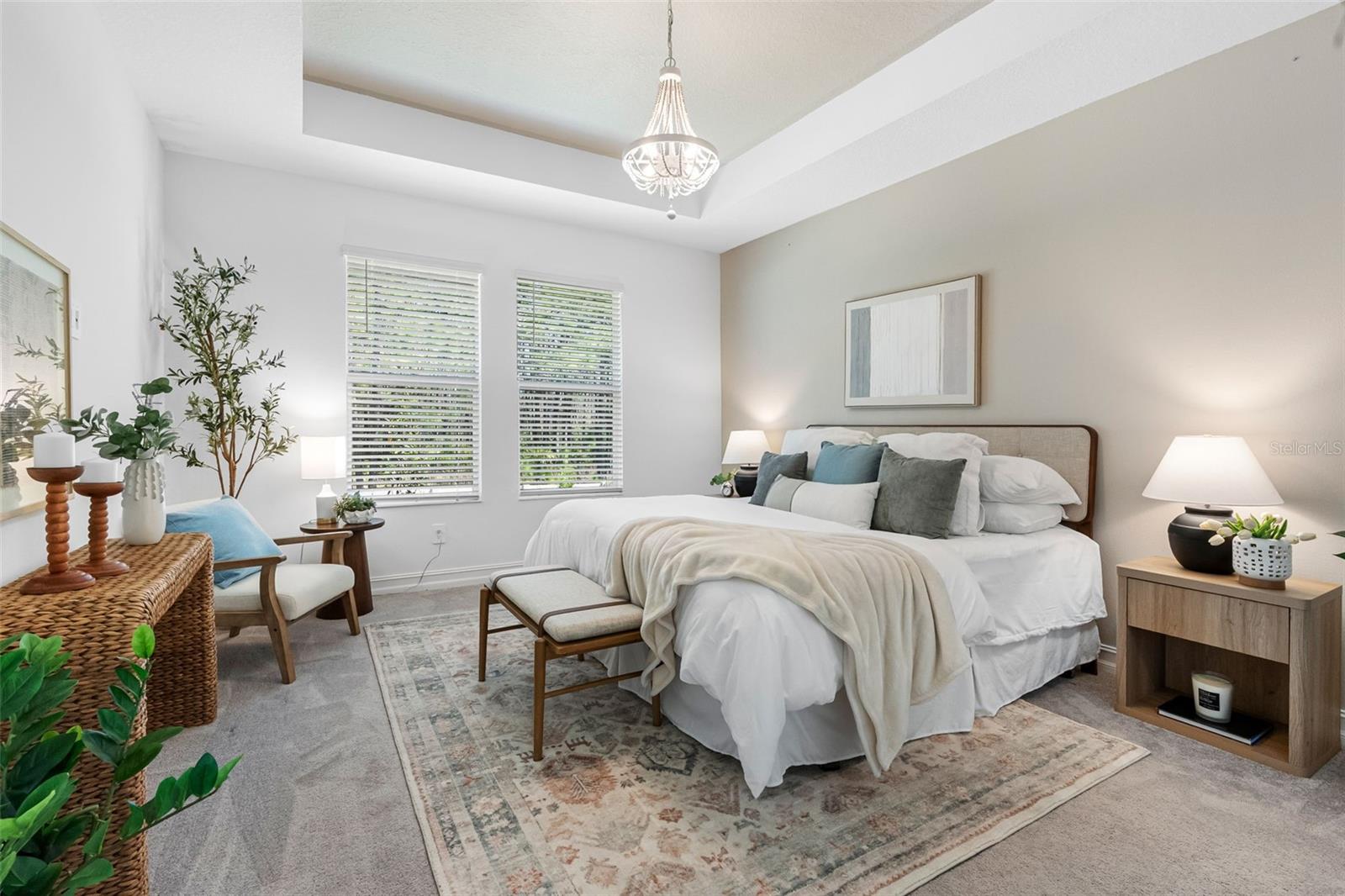 LAKE PEARL - Residential