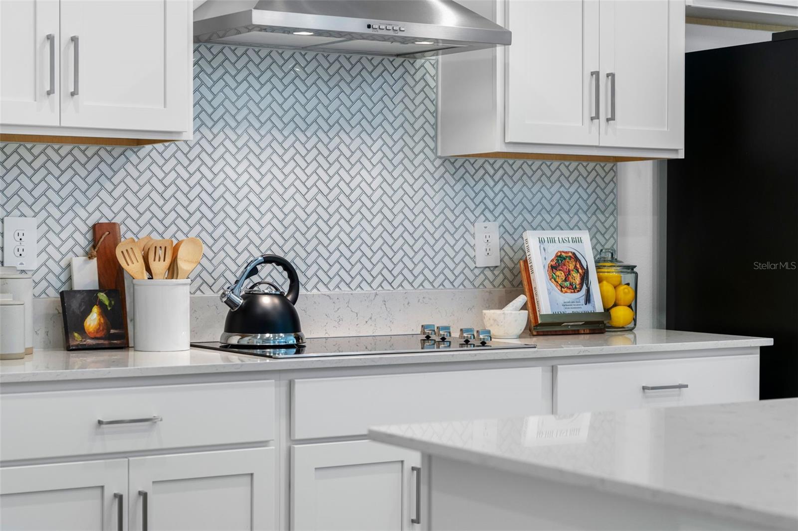 LAKE PEARL - Residential