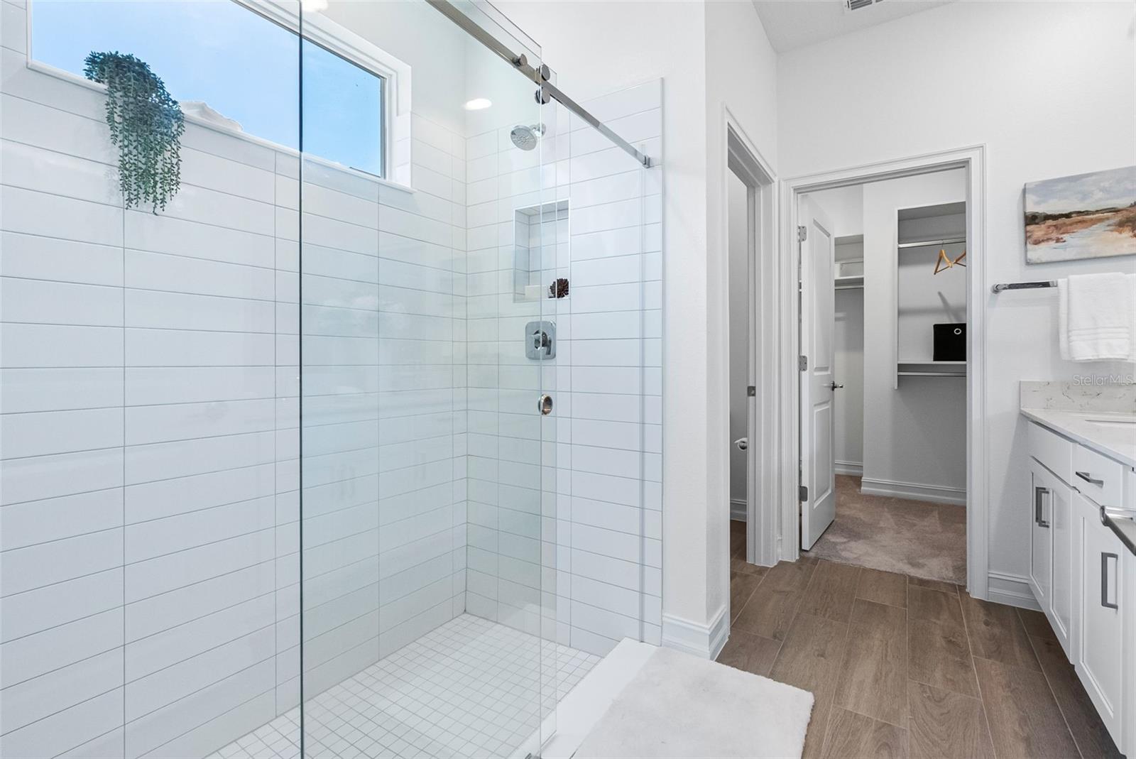 LAKE PEARL - Residential