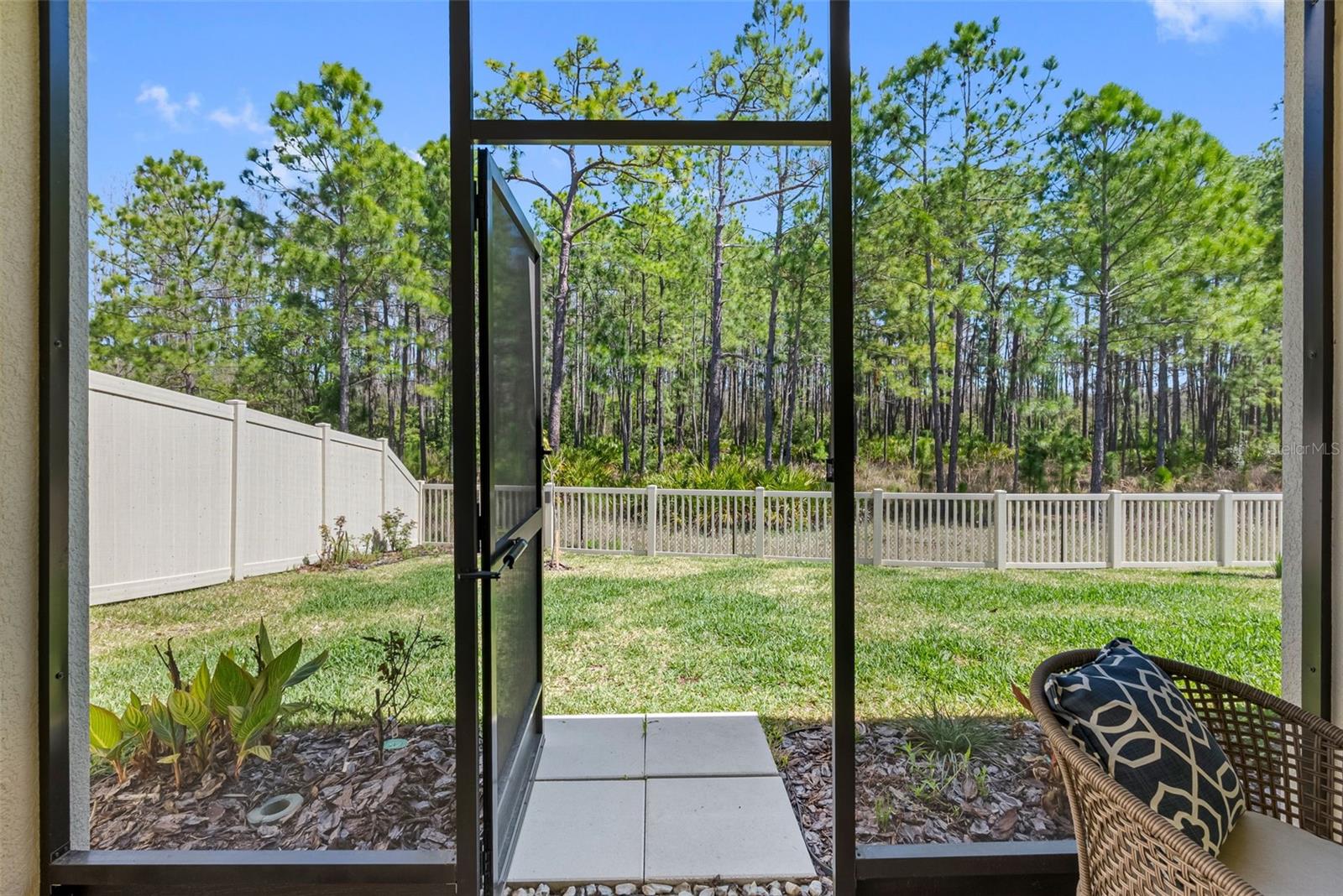 LAKE PEARL - Residential