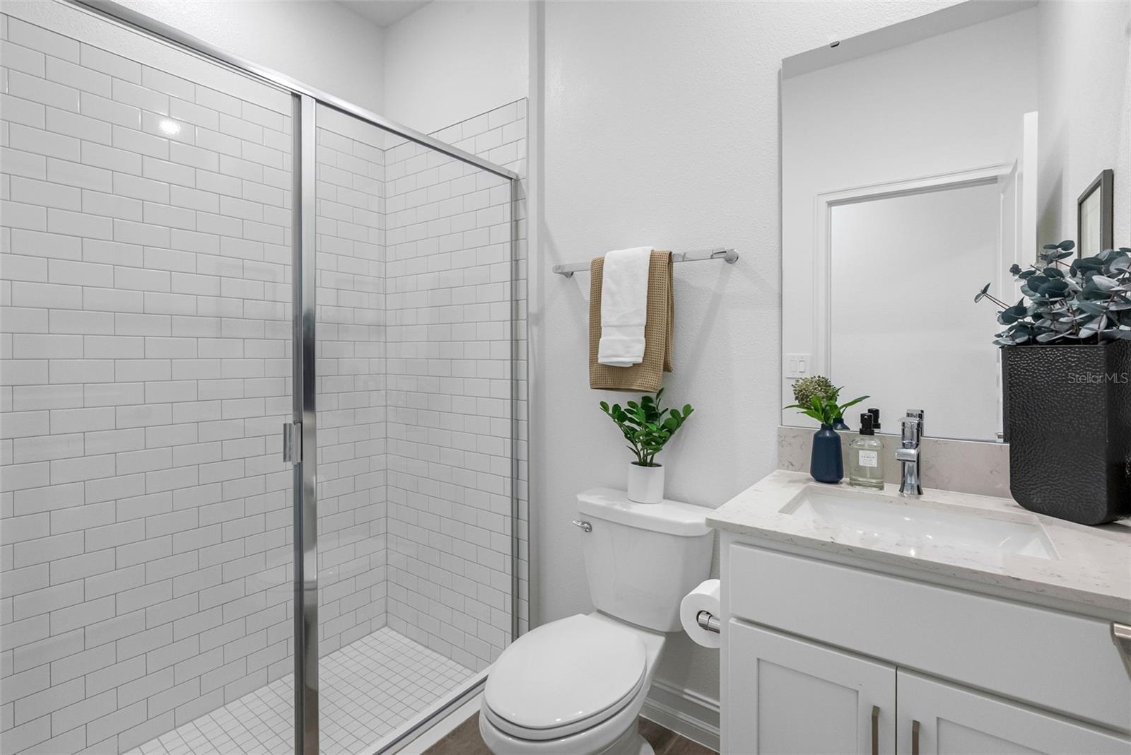 LAKE PEARL - Residential