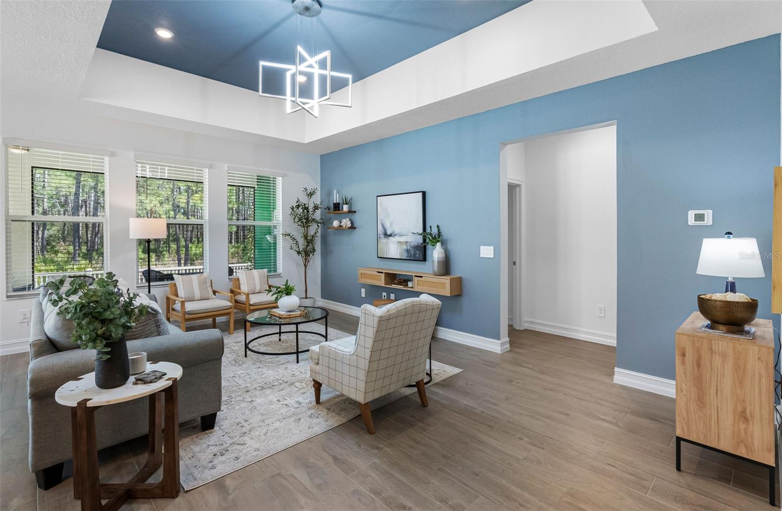 LAKE PEARL - Residential