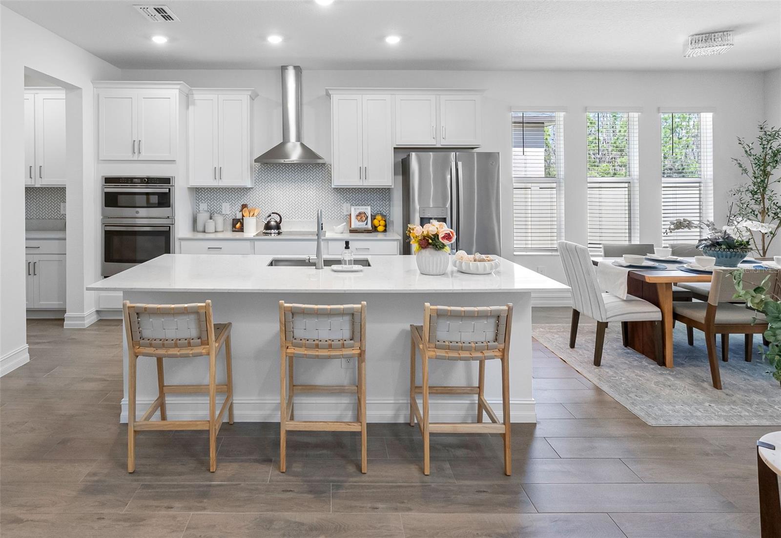 LAKE PEARL - Residential