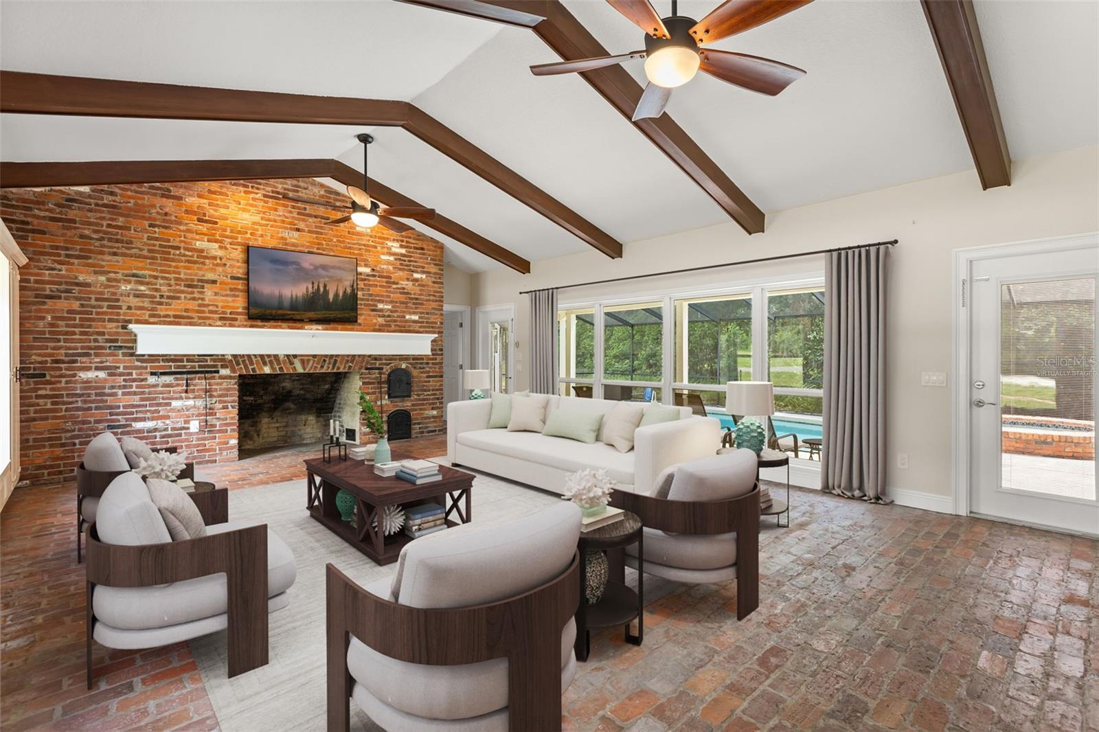 1602 COUNTRY CLUB ROAD