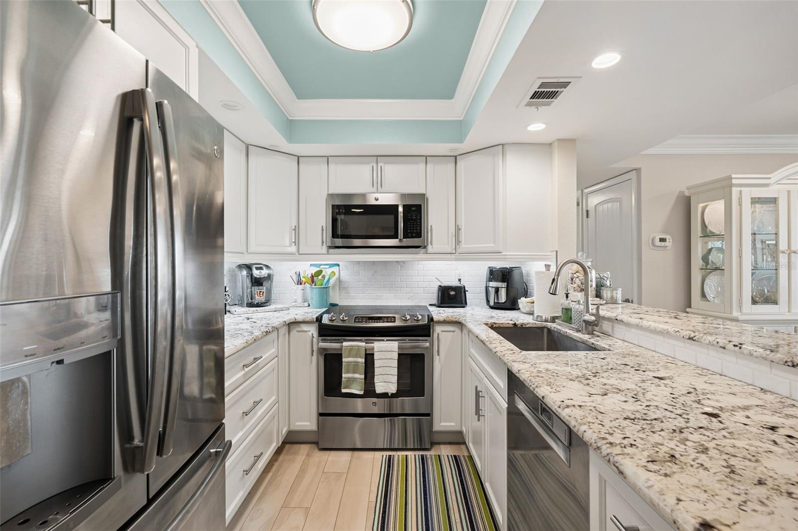 6415 MIDNIGHT PASS ROAD 502