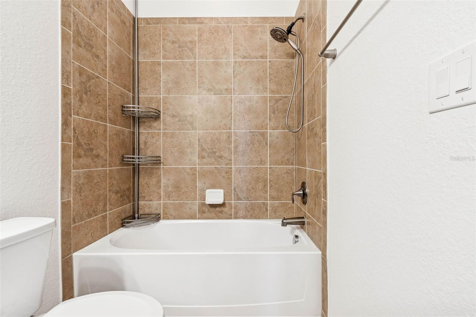 GRAN PARADISO PH 1 - Residential