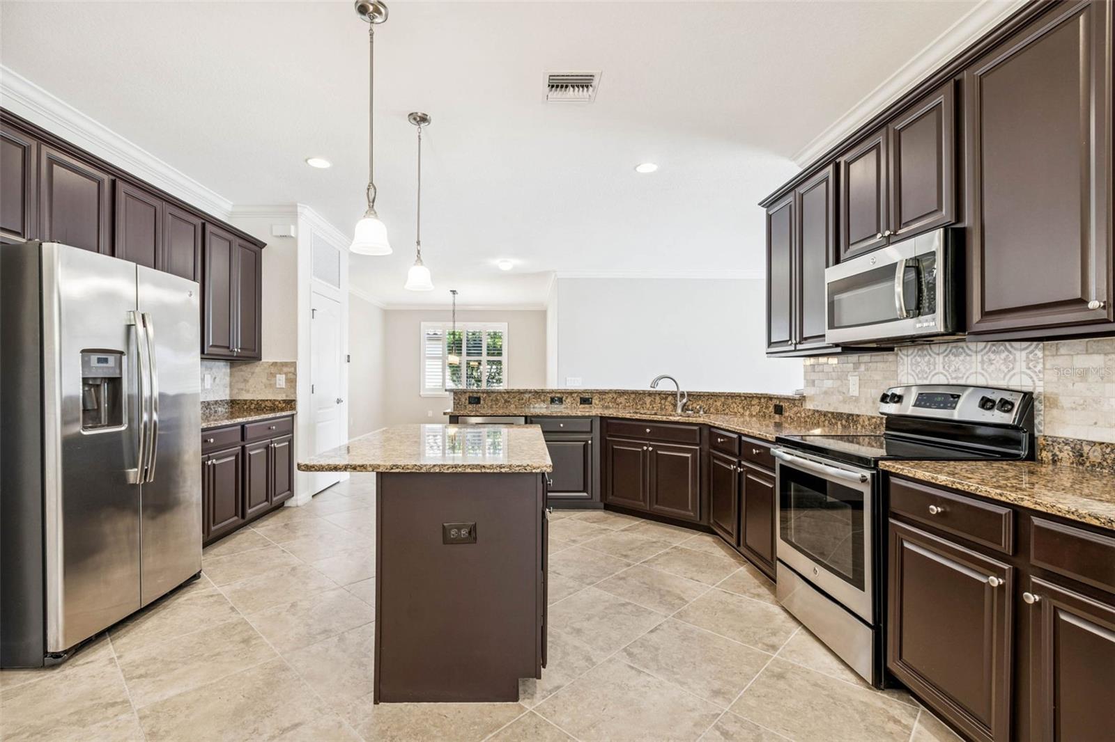 GRAN PARADISO PH 1 - Residential