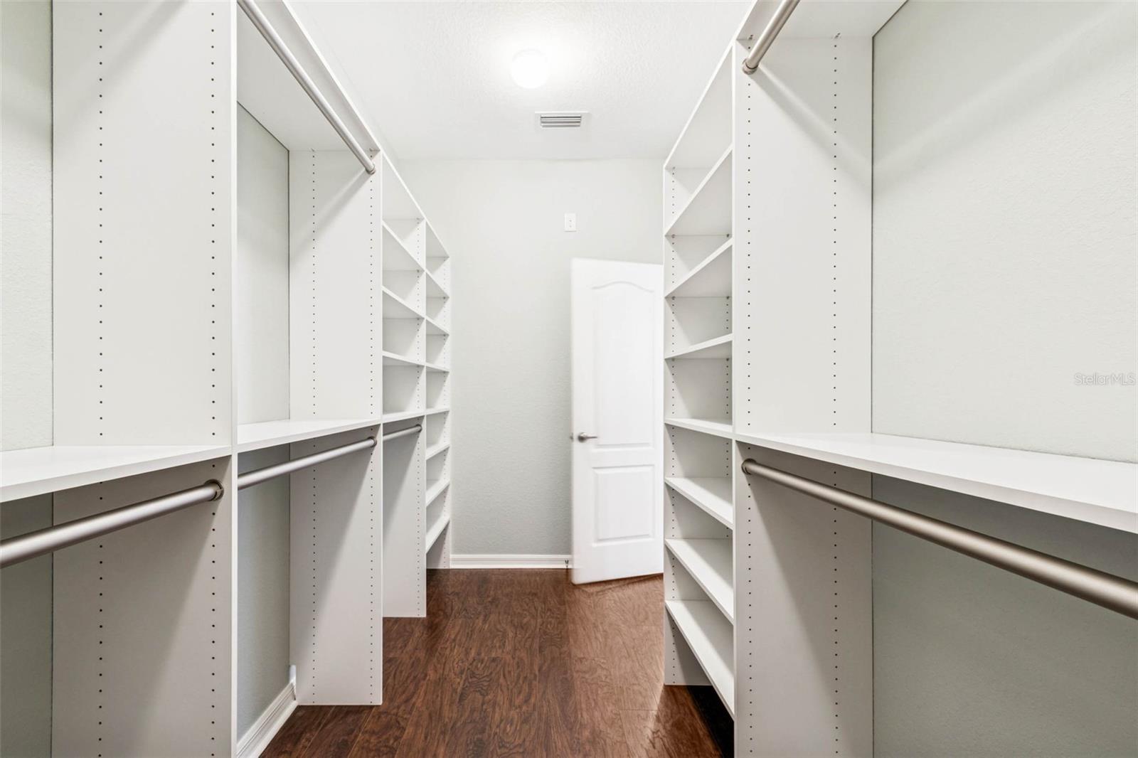 GRAN PARADISO PH 1 - Residential