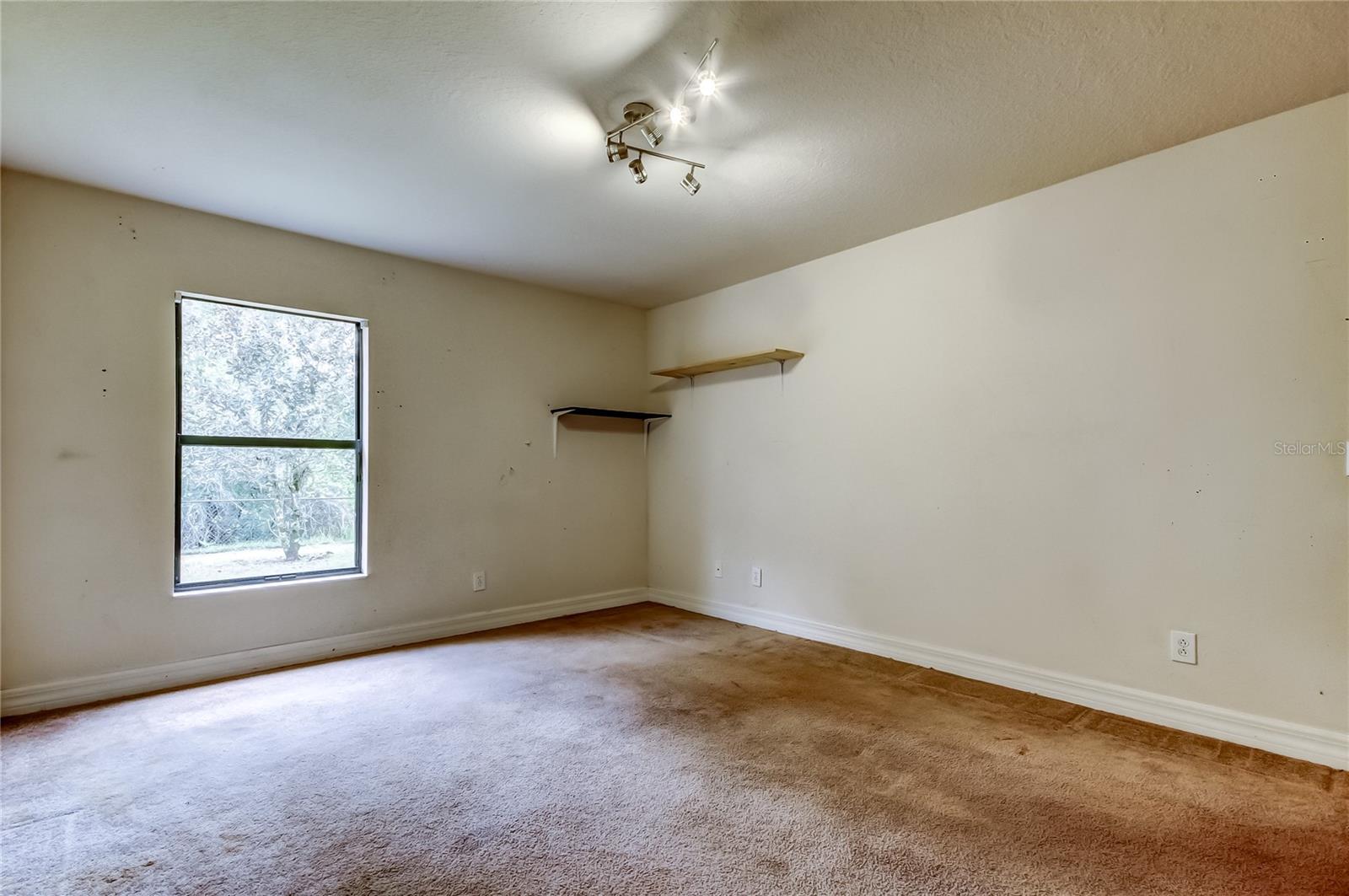 SUNCOAST LAKES PH 02 - Residential