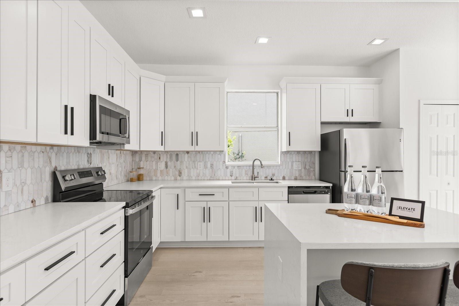 UNIVERSITY ESTS UT 1 - Residential