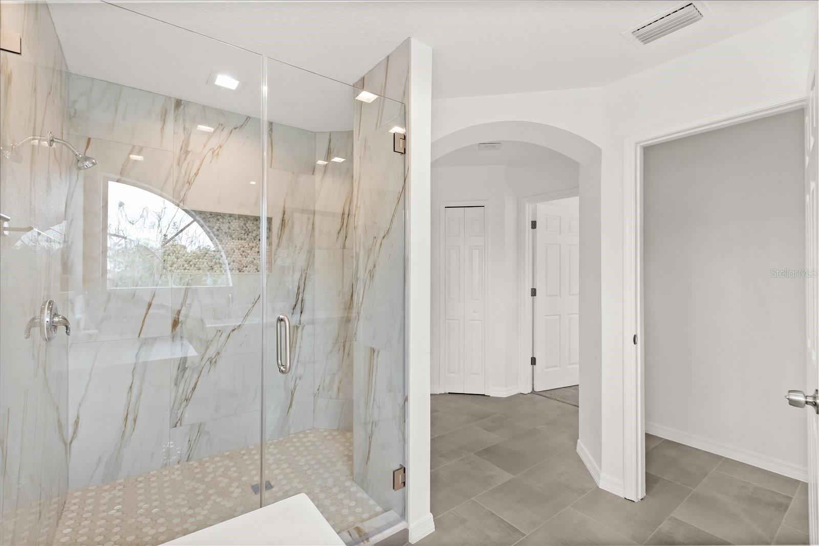 UNIVERSITY ESTS UT 1 - Residential