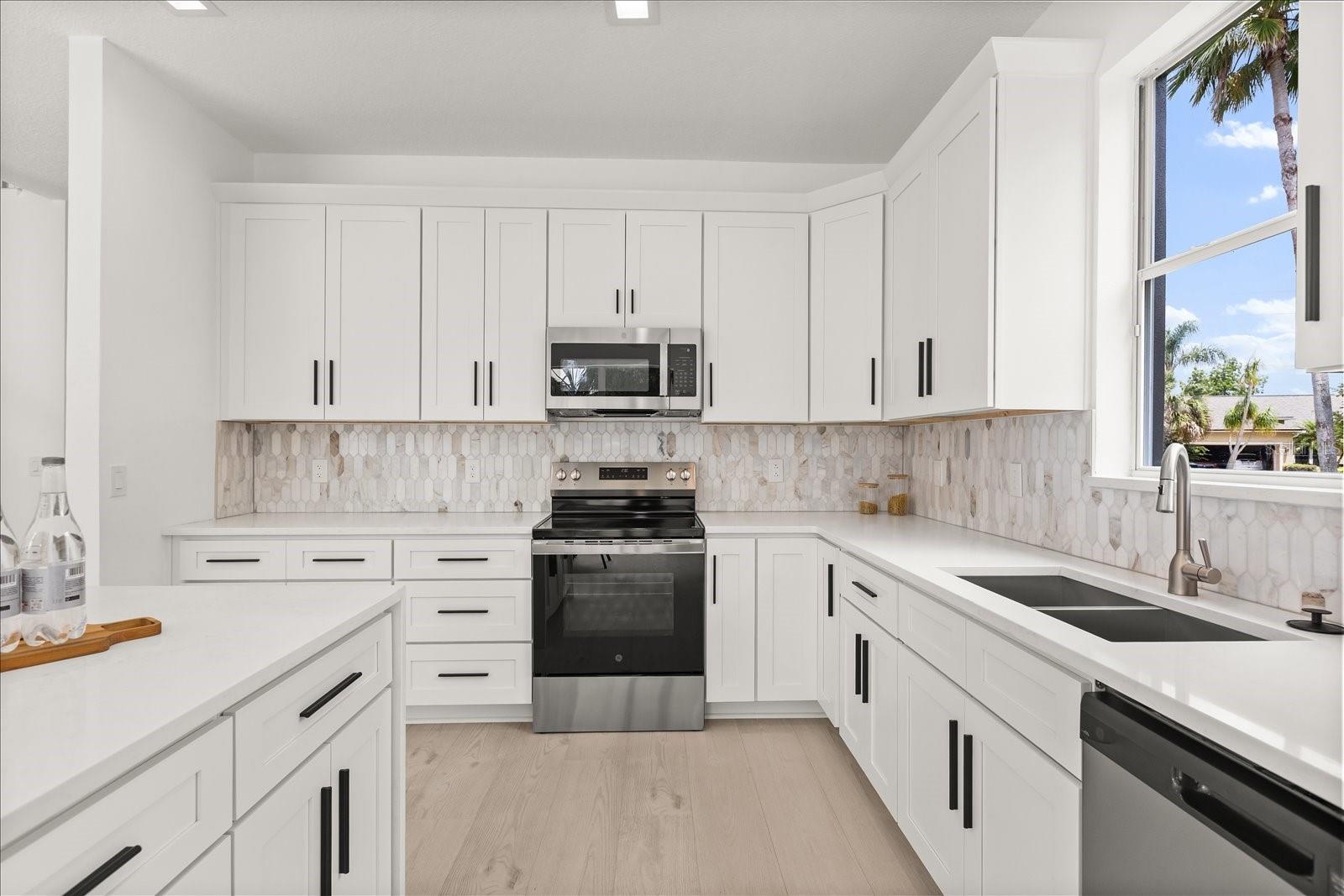 UNIVERSITY ESTS UT 1 - Residential