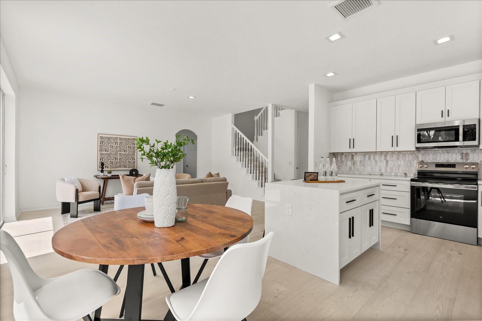 UNIVERSITY ESTS UT 1 - Residential