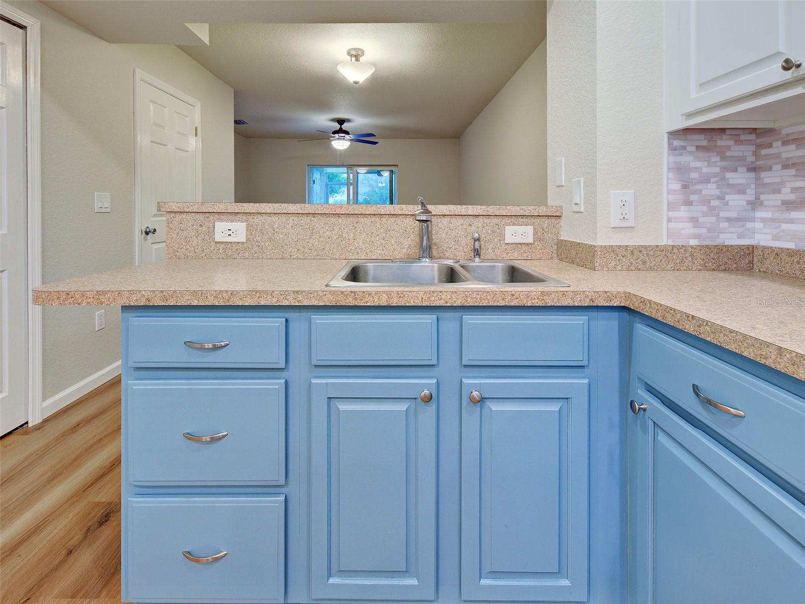 PEBBLE EAST TWNHMS - Residential