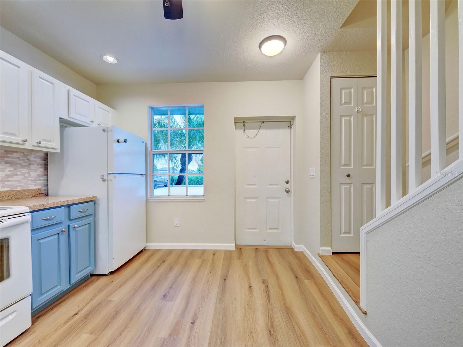 PEBBLE EAST TWNHMS - Residential