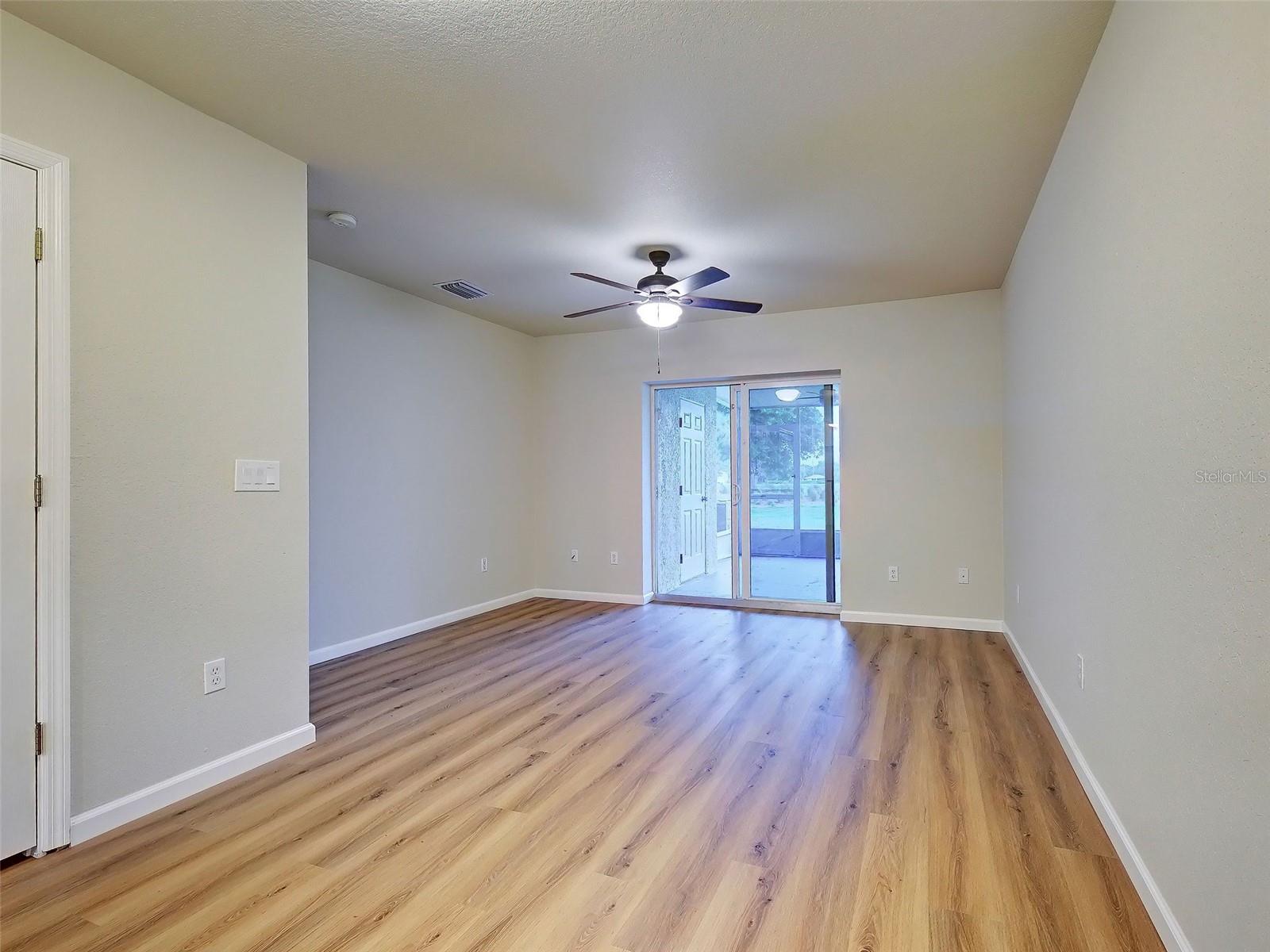 PEBBLE EAST TWNHMS - Residential