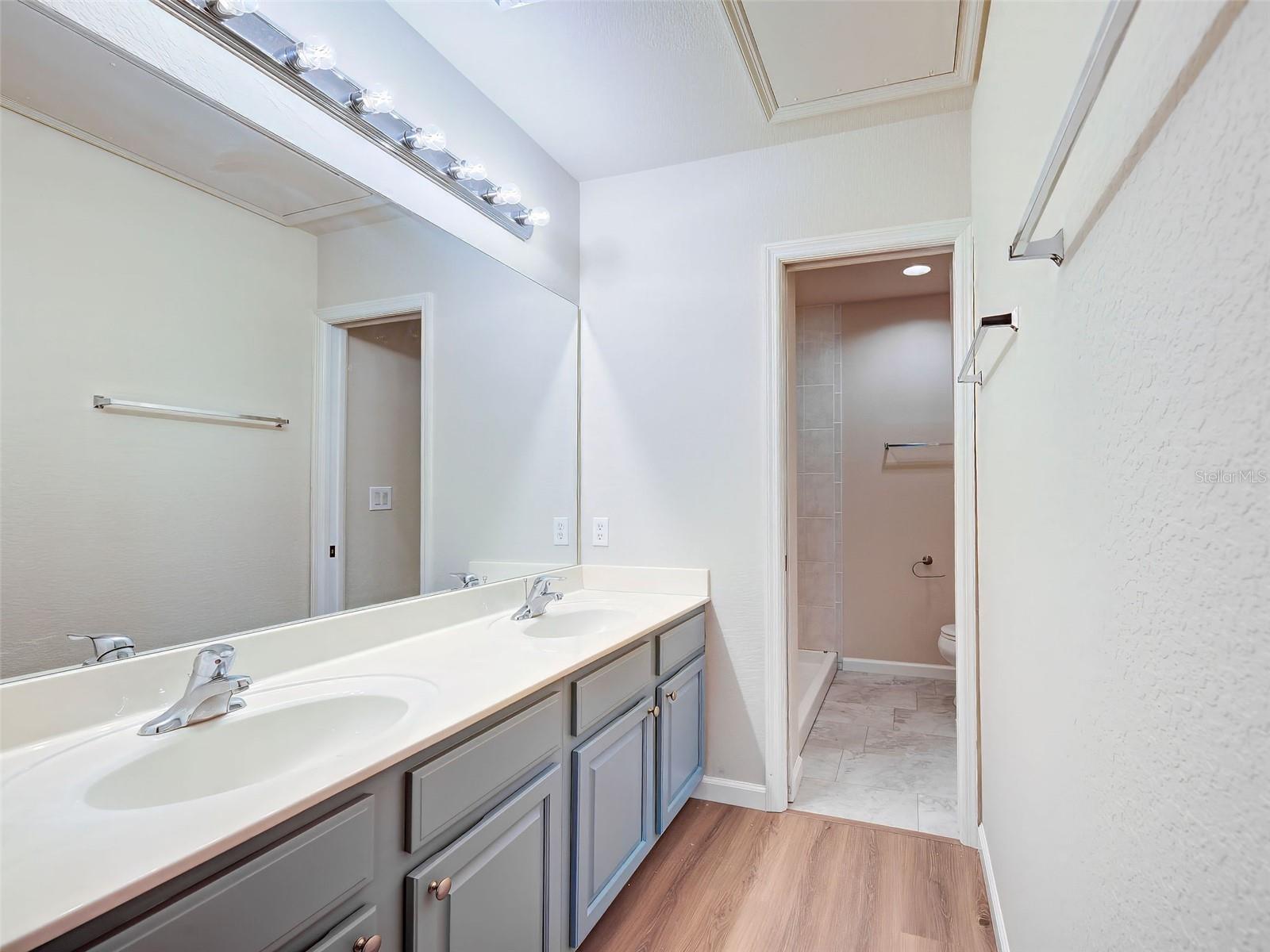 PEBBLE EAST TWNHMS - Residential