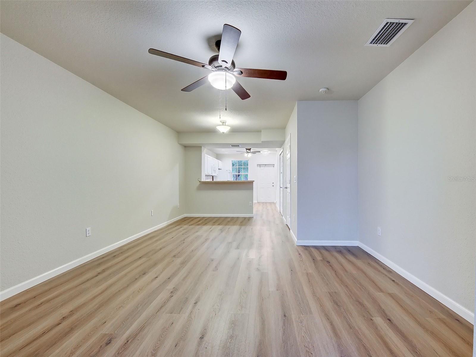 PEBBLE EAST TWNHMS - Residential