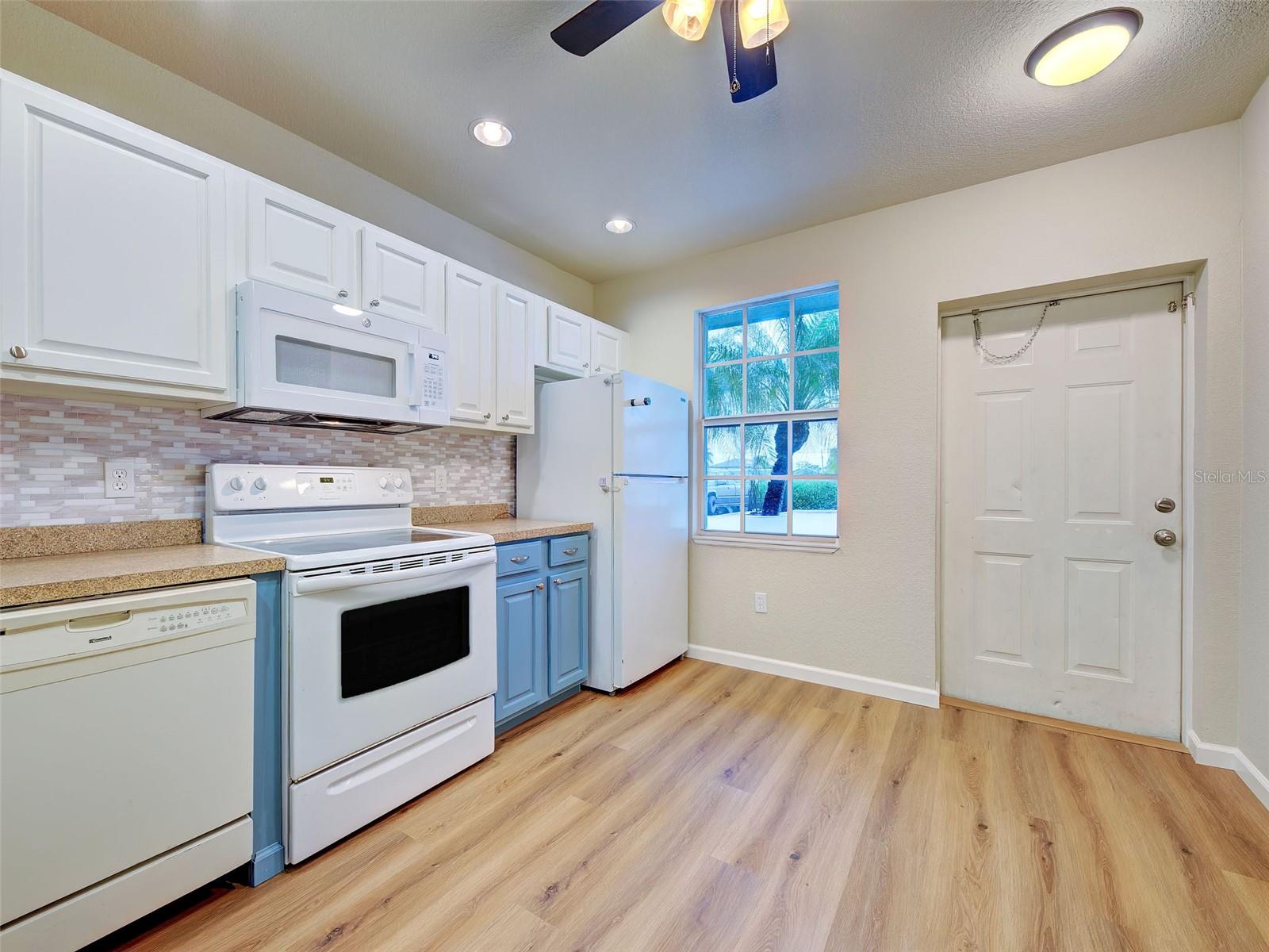 PEBBLE EAST TWNHMS - Residential